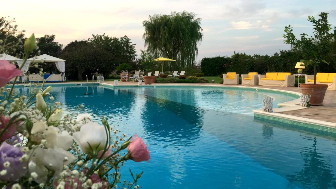 Tenuta Donnanna Agriturismo&Glamping Galatone Eksteriør billede