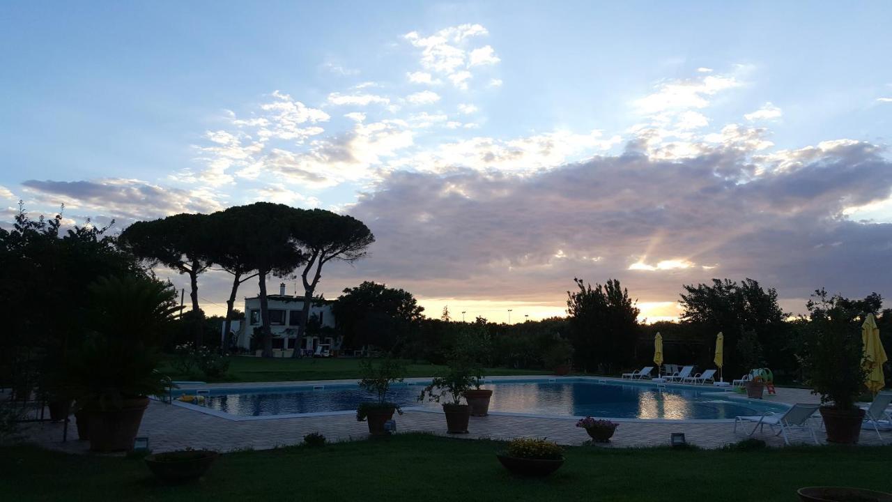 Tenuta Donnanna Agriturismo&Glamping Galatone Eksteriør billede