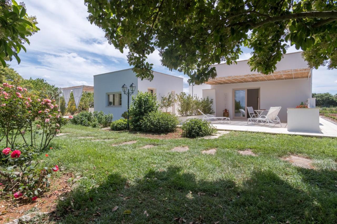 Tenuta Donnanna Agriturismo&Glamping Galatone Eksteriør billede